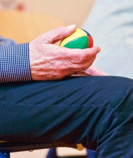 Atención sociosanitaria a personas dependientes en instituciones sociales