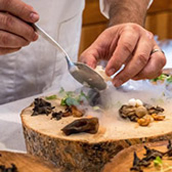 HOSTELERÍA Y TURISMO